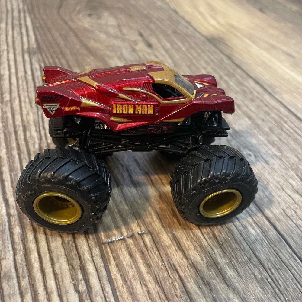Iron Man Marvel Stark Industries Die-Cast MonsterTruck Red